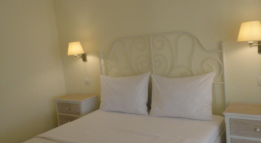 Фото 
Hotel Lovćen
