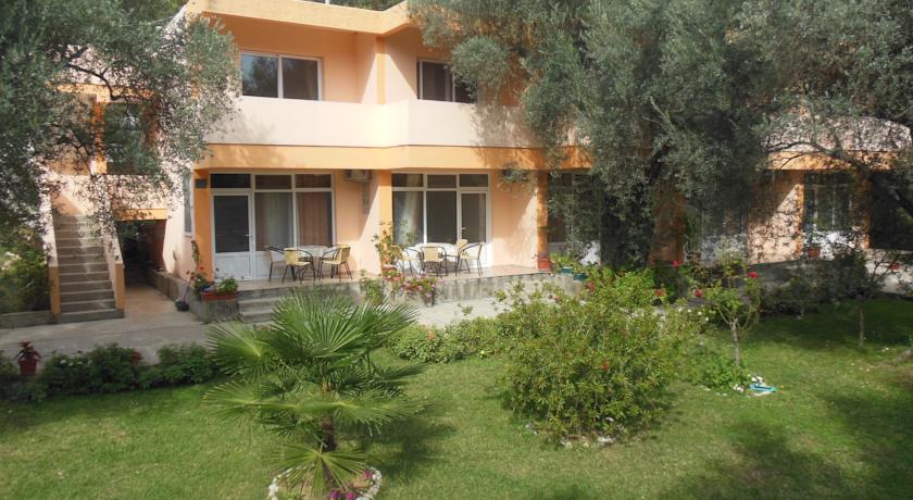 Фото 
Apartmani Vila Bjelasica
