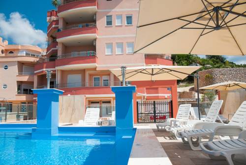 Фото 
Castello Risano
