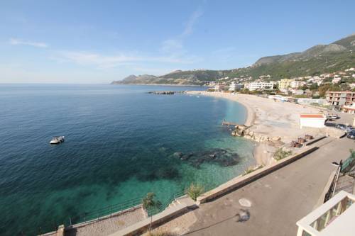 Фото 
Apartments Ognjenović
