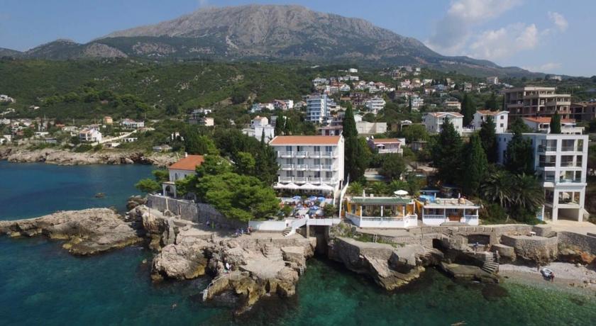 Фото 
Pajo Apartments
