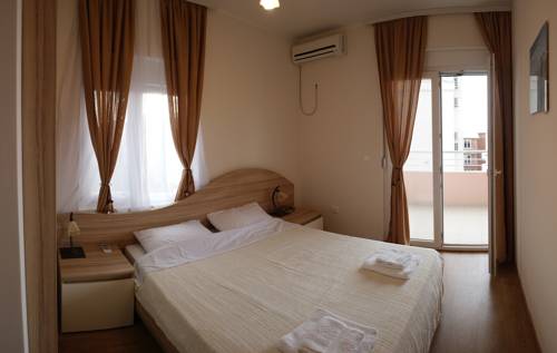 Фото 
Apartments Montenegro Risan Čučković
