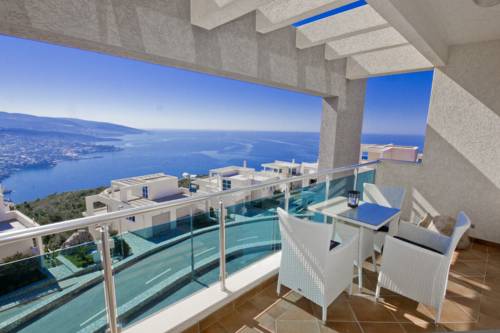 Фото 
Holiday home Perast
