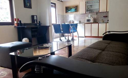 Фото 
Apartments Green
