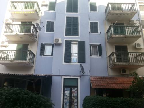 Фото 
Golden Age Hotel
