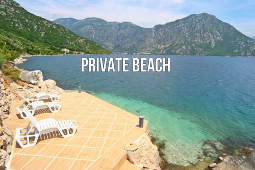 Фото 
Evripides Hotel
