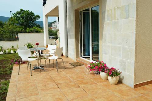 Фото 
Alto Penthouse
