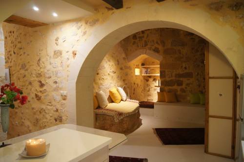 Фото 
Villa Iokasti
