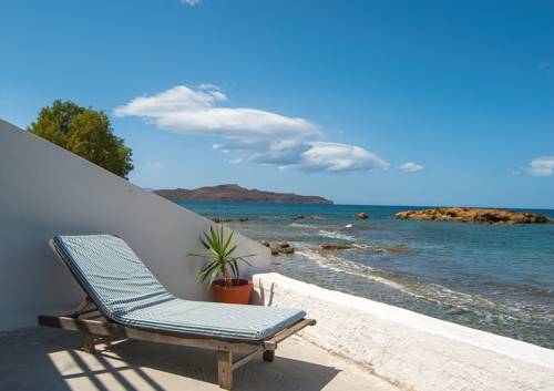 Фото 
Voula Hotel & Apartments
