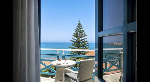 
Panorama Studios & Suites
