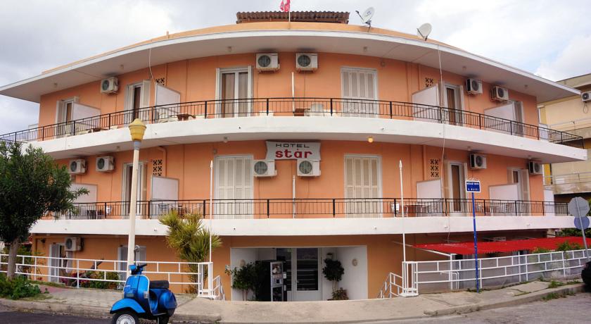 Фото 
Dimitris-Sofia Apartments
