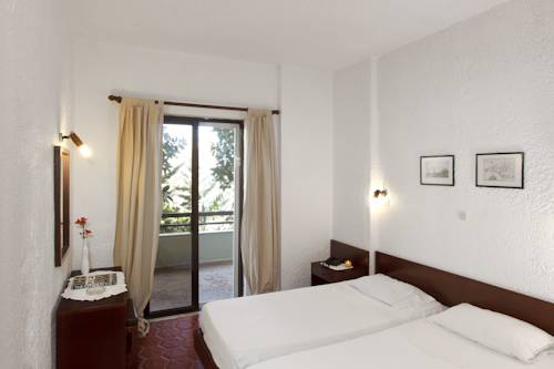 Фото 
The Sea View Apartments
