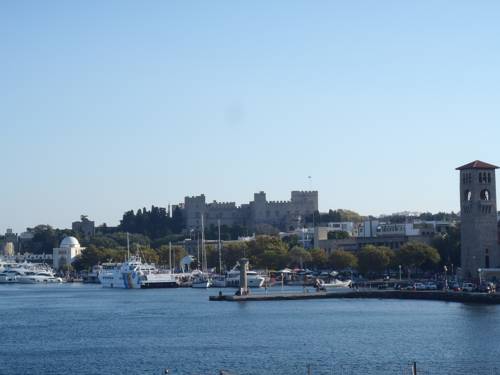 Фото 
Rector Suites
