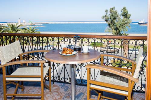 
Maroula Blue Studios & Suites
