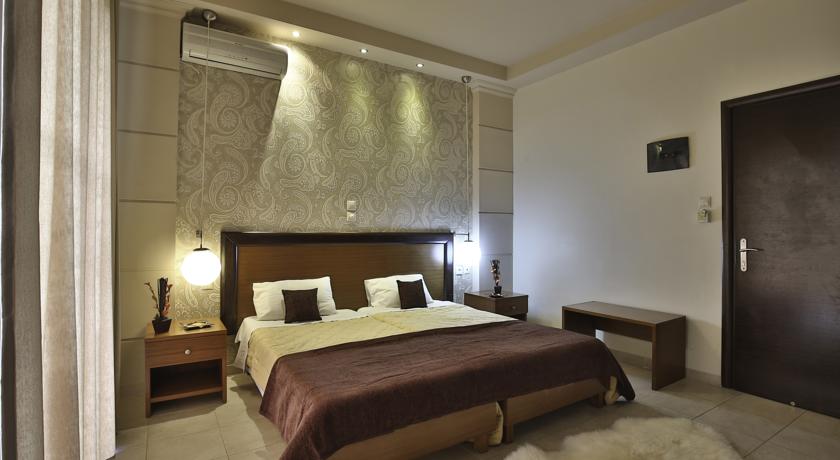 Фото 
Queen Olga Hotel
