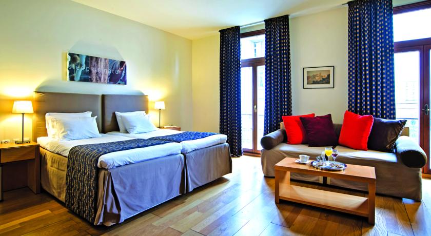 Фото 
Lotus Studios
