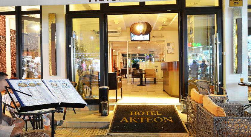 Фото 
Petros House
