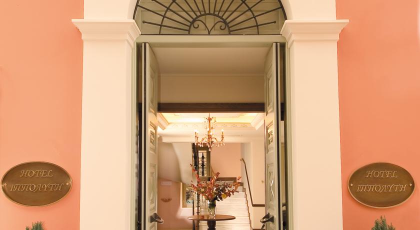 Фото 
Triton Hotel Piraeus
