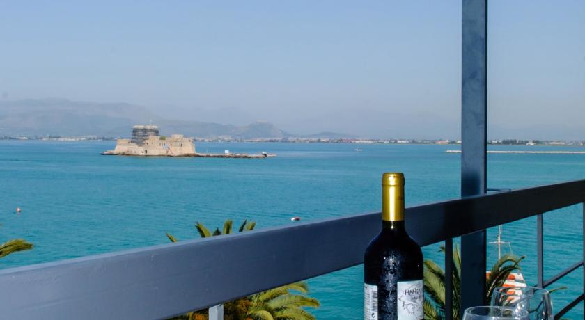 Фото 
Sea View Kastella Villa
