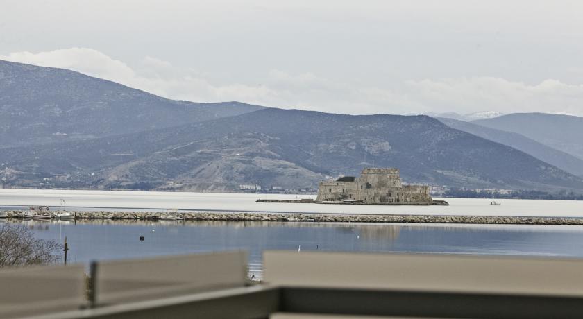 Фото 
Hotel Ionion
