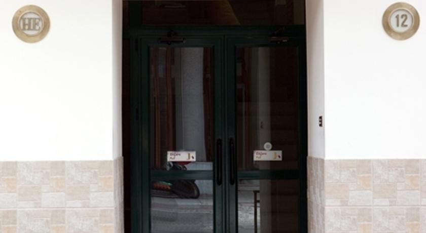 Фото 
Europe Hotel
