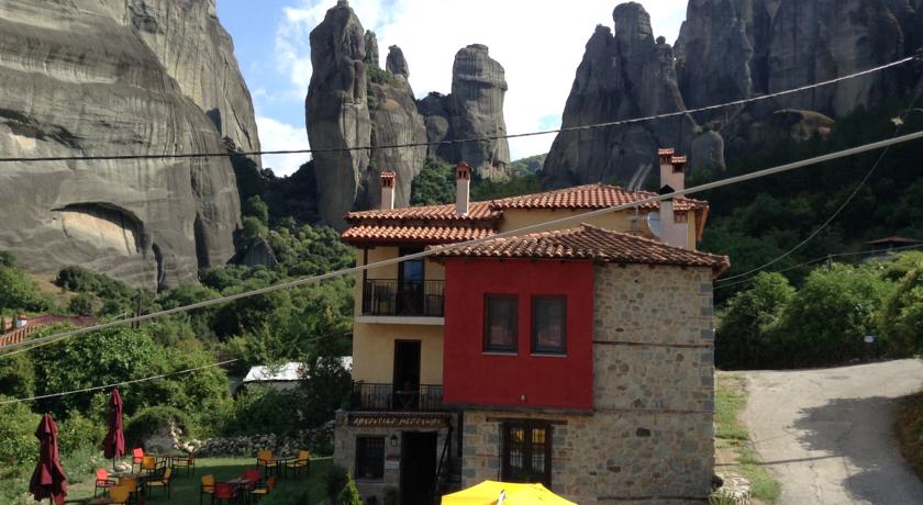 Фото 
Agrelia House
