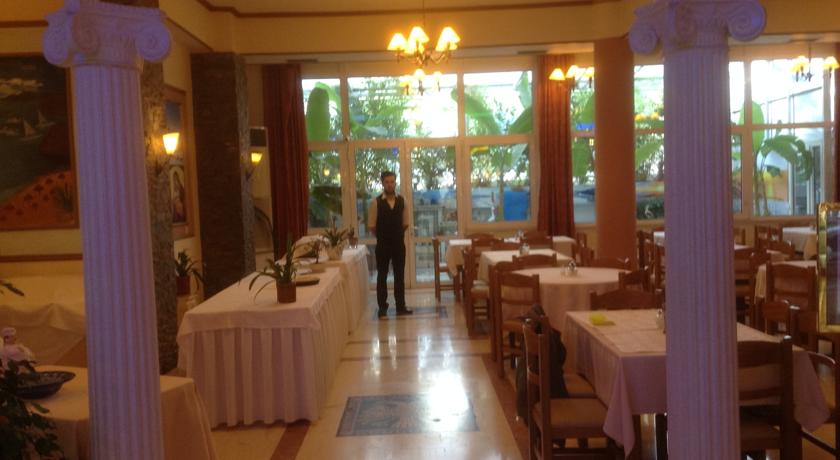 Фото 
Pyrgos Hotel
