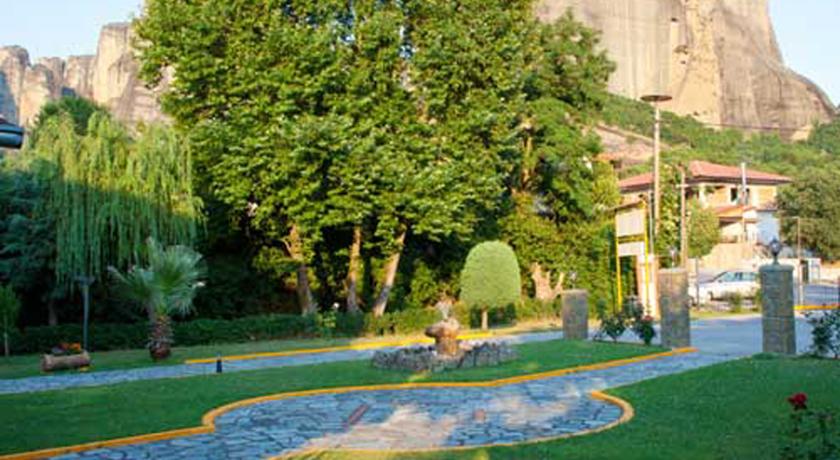 Фото 
Athorama Hotel
