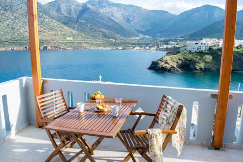 Фото 
Vassilikon Hotel
