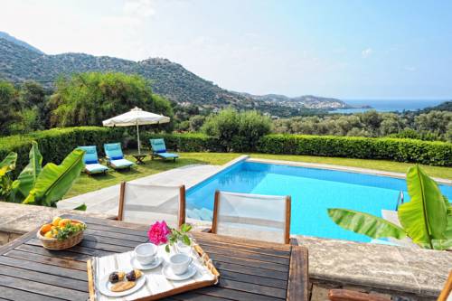 
GDM Megaron Hotel
