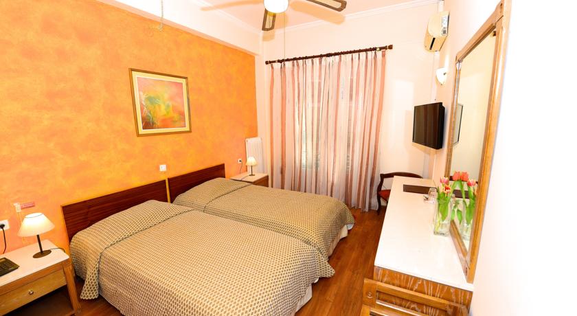 
Kyknos De Luxe Suites

