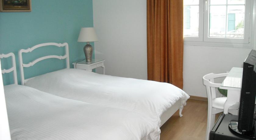 
Elanthi Hostel
