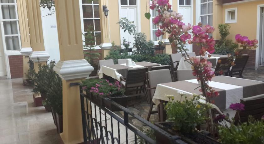 Фото 
Antikhan Hotel
