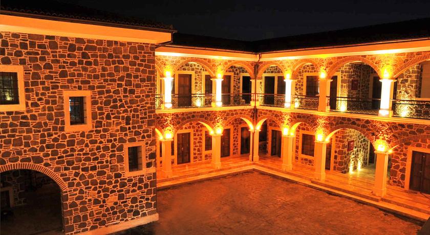 Фото 
L&#39;agora Old Town Hotel & Bazaar
