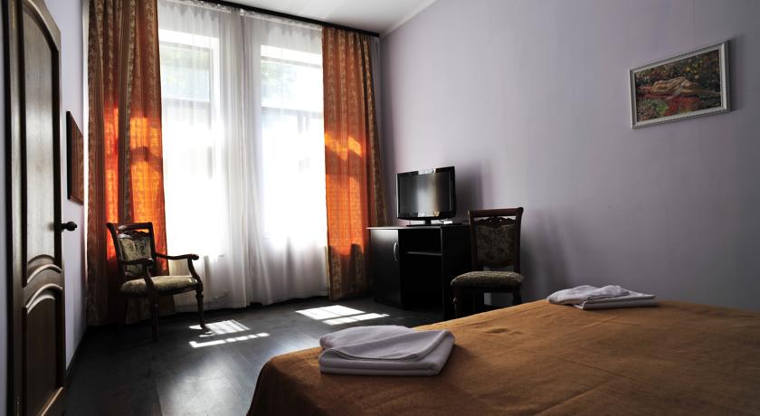 
Hotel 19

