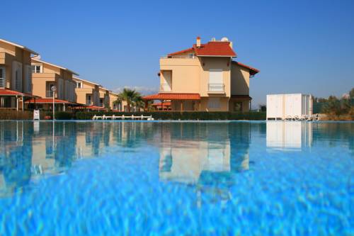 Фото 
Colm Villa Paradise
