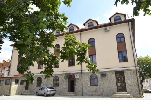 
Garden Hall
