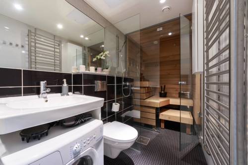 Фото 
FlatsinRoi Apartments
