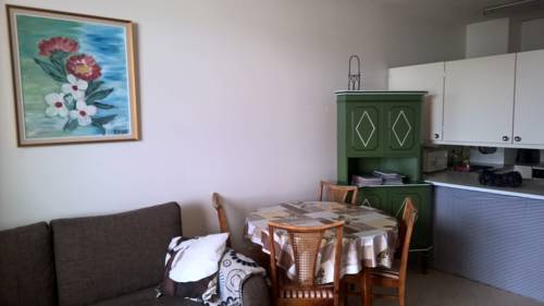 Фото 
Rukavalo Cottage
