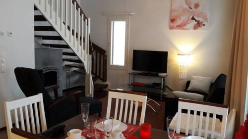 Фото 
Summer Hotel Opera
