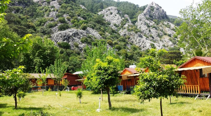 Фото 
Papatya Pension Bungalow
