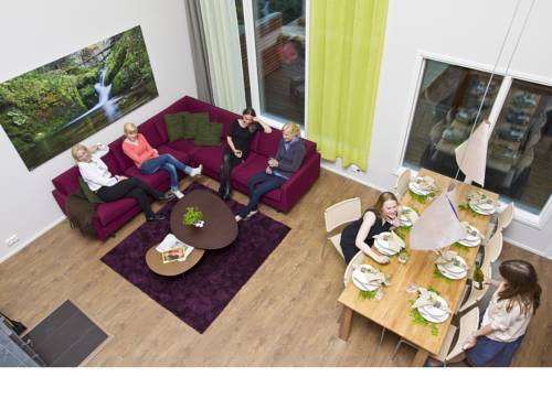 Фото 
Estudis Turístics Cims Pas 3000
