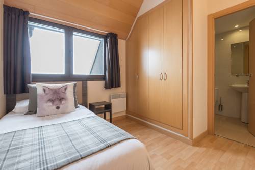 Фото 
Aparthotel Conseller
