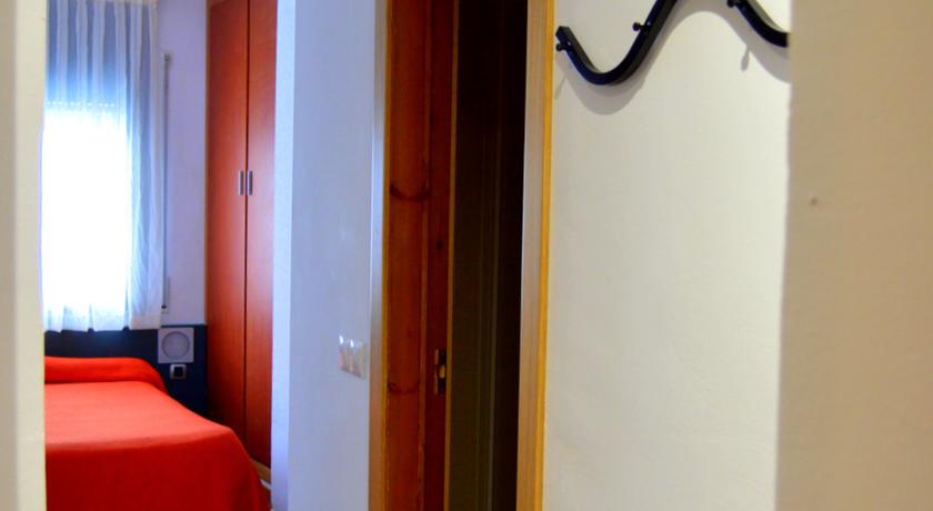 Фото 
Soldeu Ski Apartment
