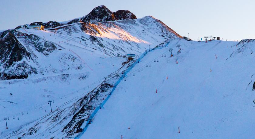 Фото 
Residencial La Pleta Incles Suites 3000
