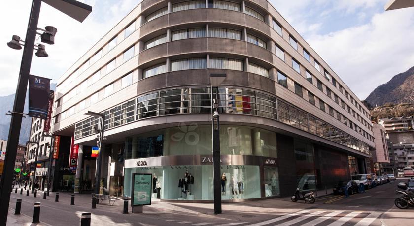 Фото 
Comapedrosa base apartment
