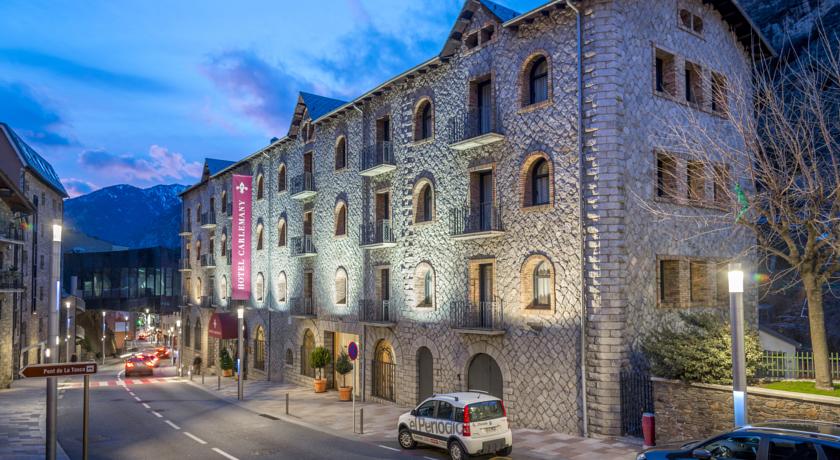 Фото 
La Solana Apartaments
