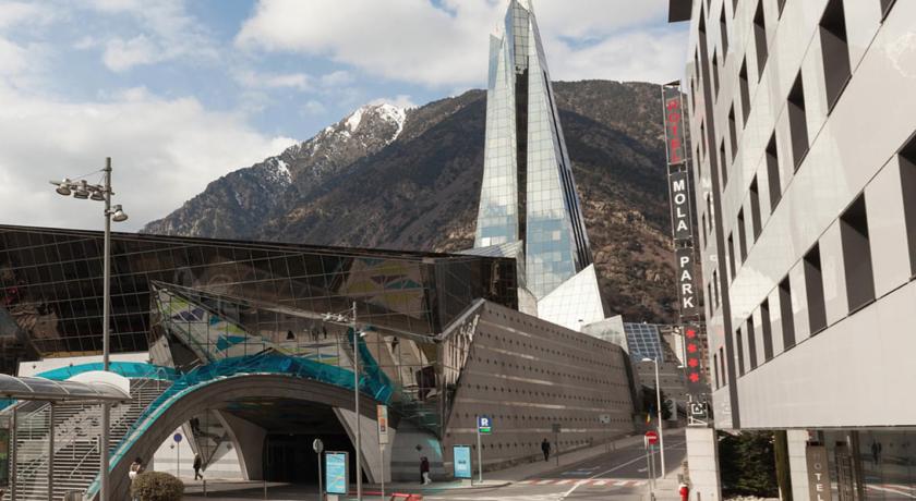 Фото 
Hotel Univers
