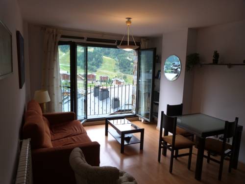 Фото 
Apartaments Cristiania
