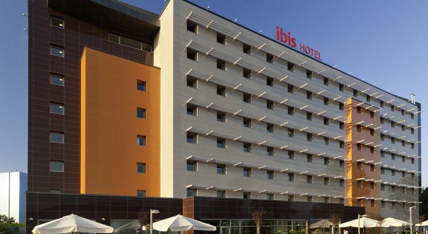 
Ibis Bursa
